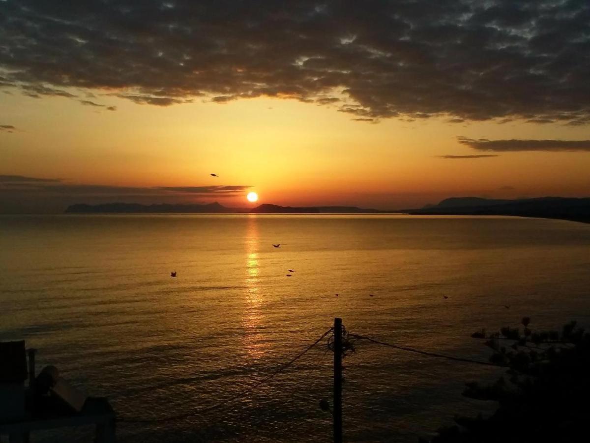 Seaview Apartment Sunrise Near To Falassarna Beach Kolymbari Exterior foto